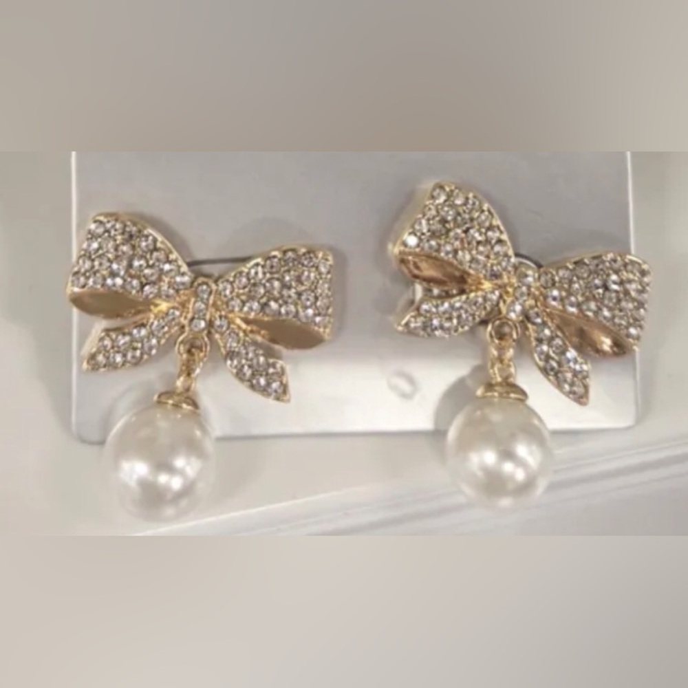 Gold Bow Earrings with Pearl Drop